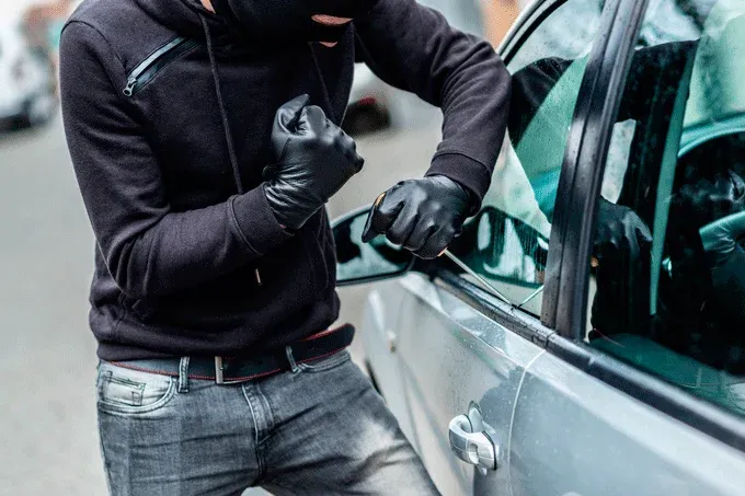 Caminhonete é furtada em bairro nobre de Colatina. Veja outras ocorrências desta segunda-feira (13)