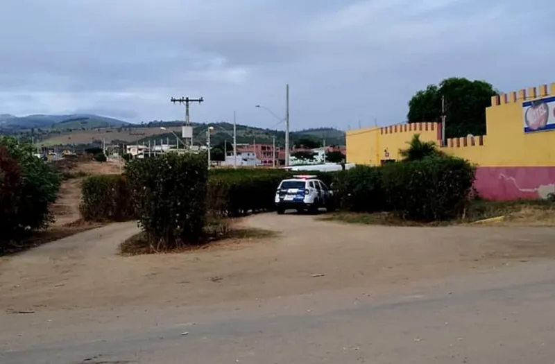 Mulher é presa após esfaquear com canivete outra mulher em motel de Baixo Guandu