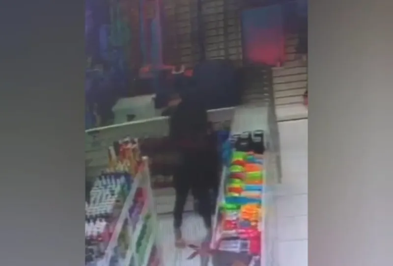 Vídeo: após furto em loja, mulher e receptador de produtos são detidos em Colatina