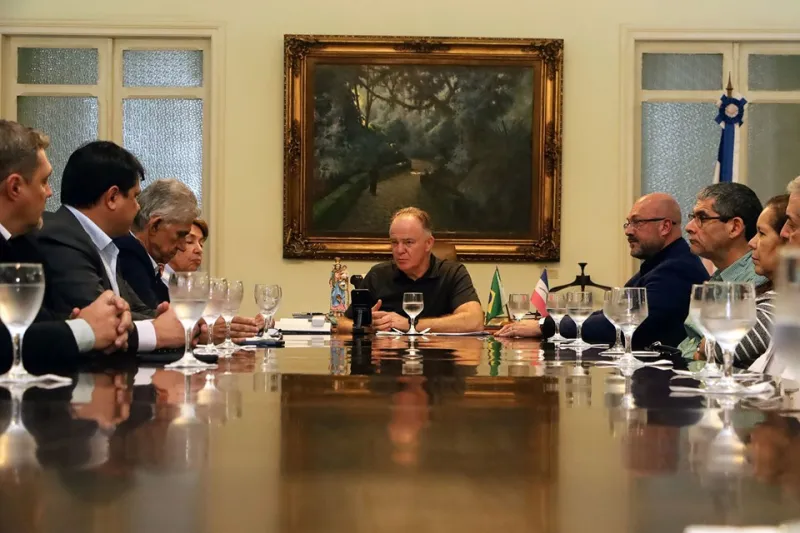 Governador Renato Casagrande amplia contratos para expandir atendimentos ao SUS capixaba