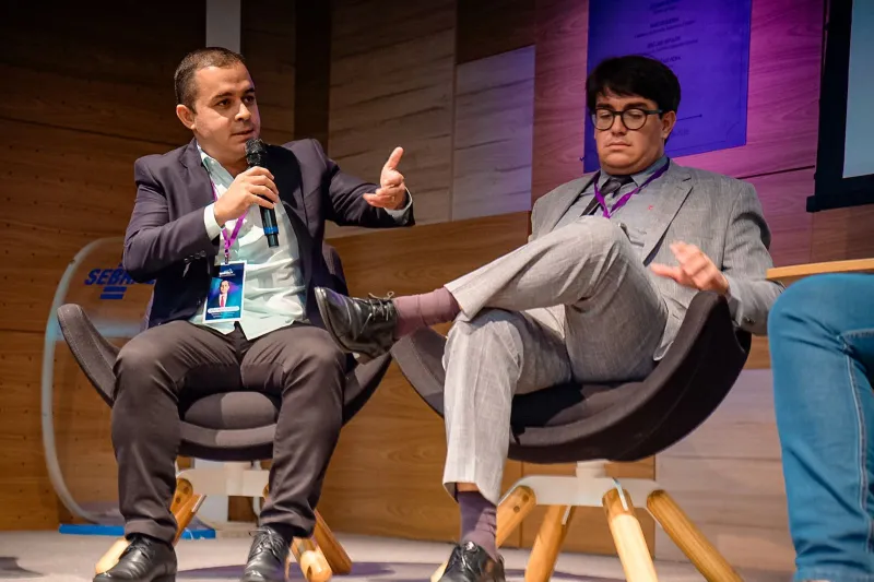 Secretário de obras de Colatina, João Calixto, participa do evento do IOT Conecta 2023