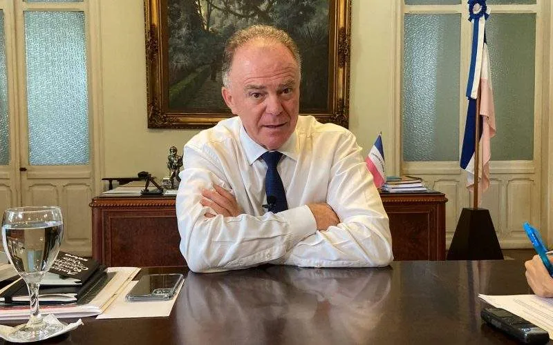 Governador Renato Casagrande diz que definição sobre contrato da BR-101 agora depende de acordo