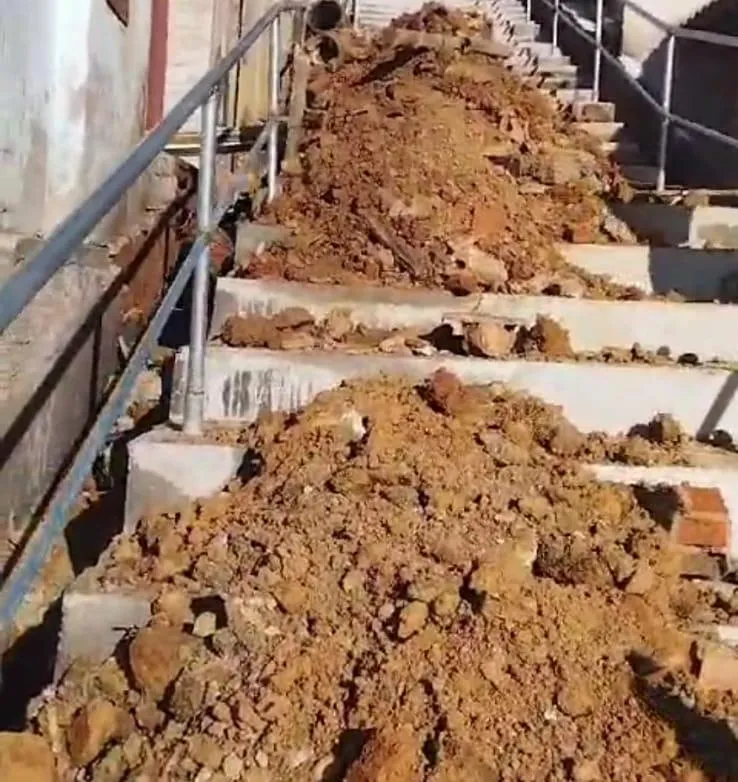Filmagem mostra insatisfação de morador do bairro Operário, em Colatina