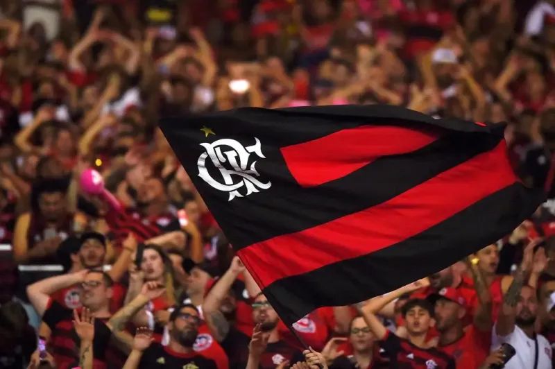 Flamenguistas de Colatina confirmam viagem ao Kleber Andrade na quarta (13) para jogo contra Athletico-PR