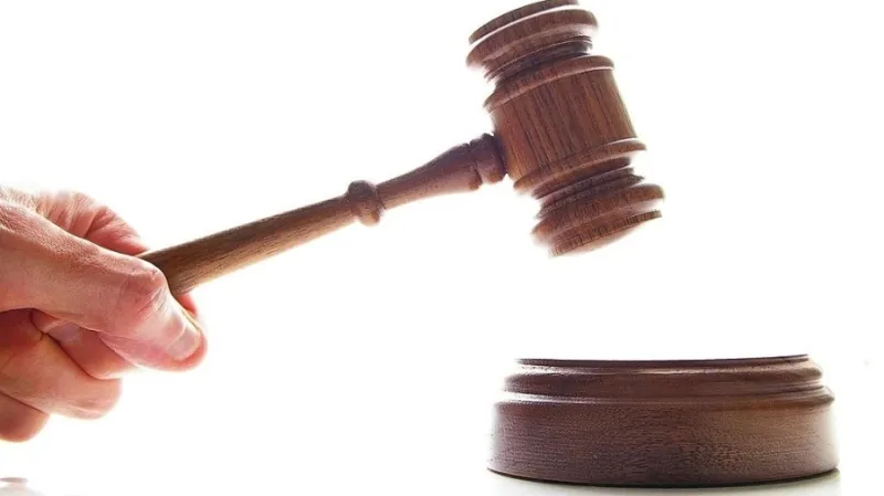 Falso juiz e falsa advogada aplicam golpe de quase R$ 60 mil em Colatina