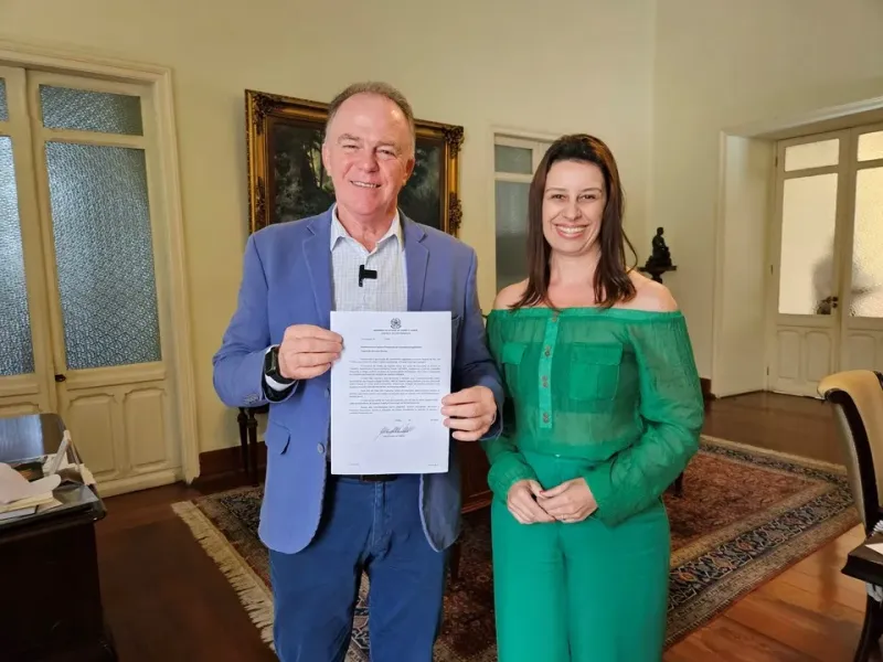 Governador Casagrande propõe criação do Vale-Gás Capixaba para beneficiar 7 mil famílias
