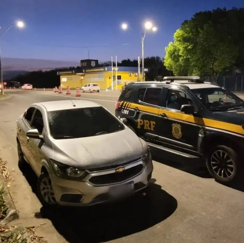 PRF recupera mais um carro roubado em Linhares