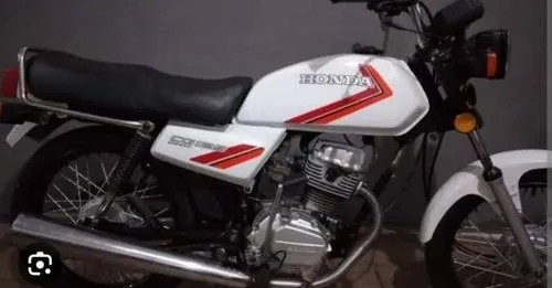Homem vestido de Papai Noel tem moto furtada durante evento em São Gabriel da Palha
