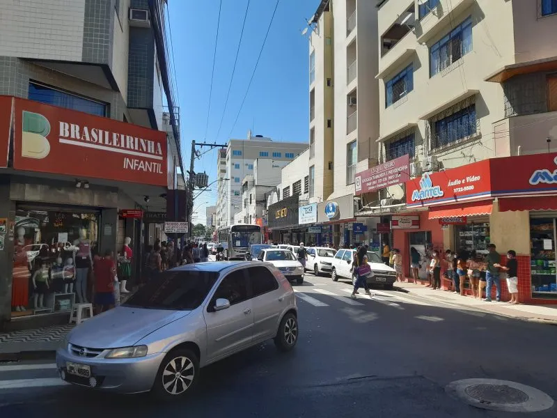 Colatina se prepara para o horário especial de natal no comércio