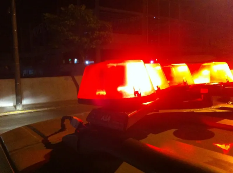 Mulher é morta a tiros em sua residência, elevando o número de homicídios para 73 no ano, em Linhares
