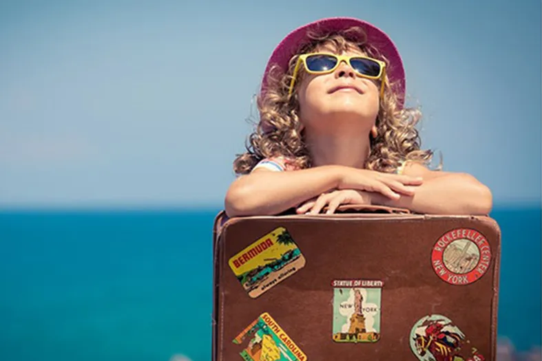 Viagem com crianças e adolescentes: saiba quando a autorização é necessária