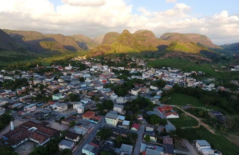 Grávida, adolescente de 16 anos é baleada ao cobrar dívida em cidade do Noroeste do ES