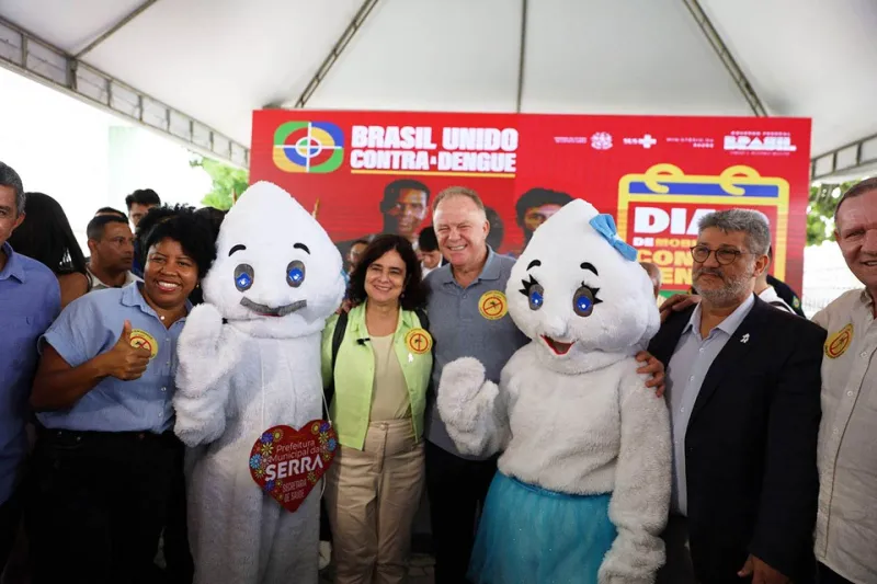 Governador Casagrande e Ministra da Saúde participam do Dia D de mobilização contra a dengue