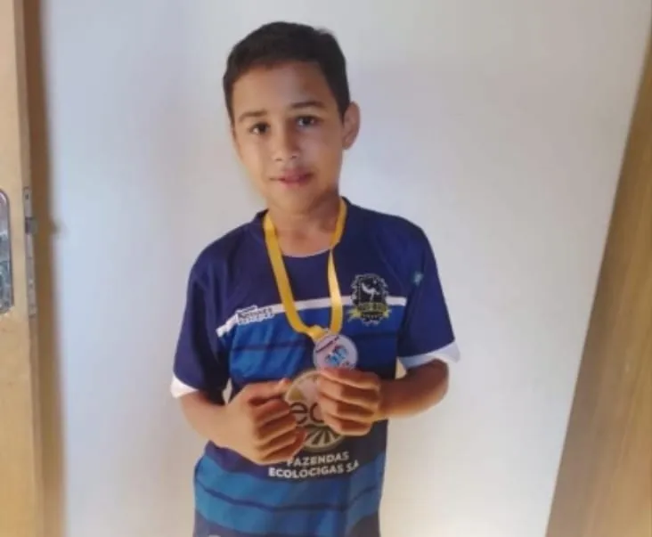 Tragédia em São Mateus: menino de 8 anos desaparece e é encontrado morto em poço d’água