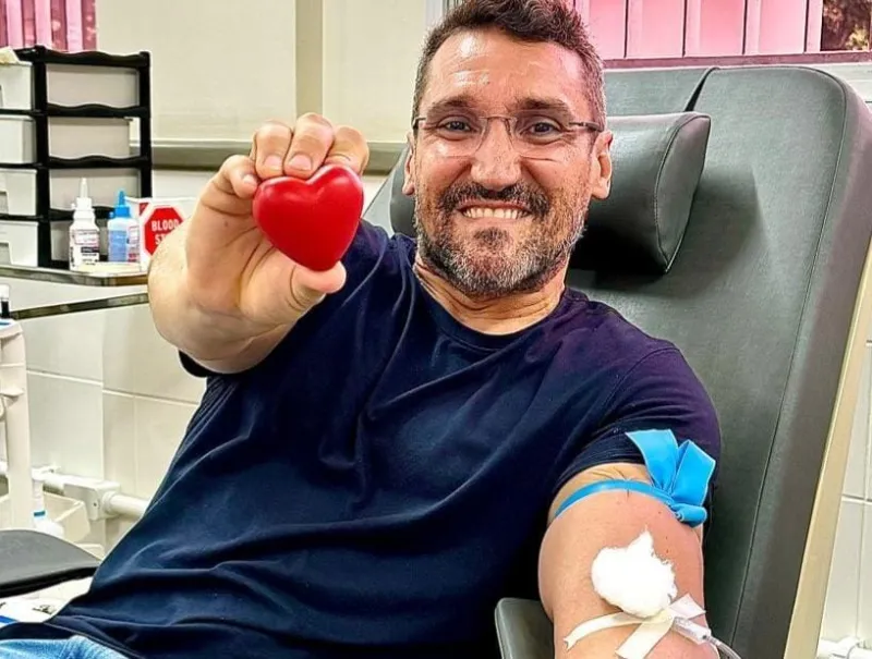 Família se une em solidariedade: Doação de sangue em tempos de escassez