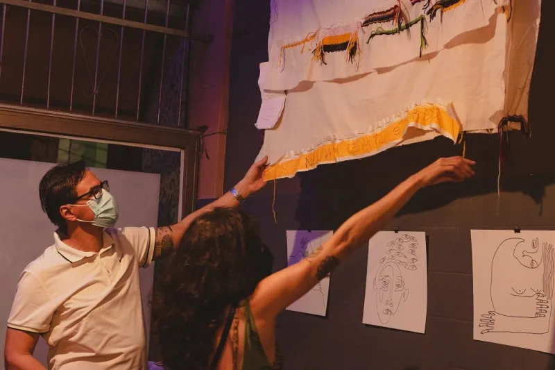 O Poema das Cores”: artista apresenta alfabeto colorido e sonoro em exposição em Santa Teresa nesta quinta-feira (7)
