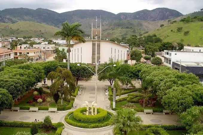 Jovem é morto a tiros enquanto dormia, por trio armado em Mantenópolis