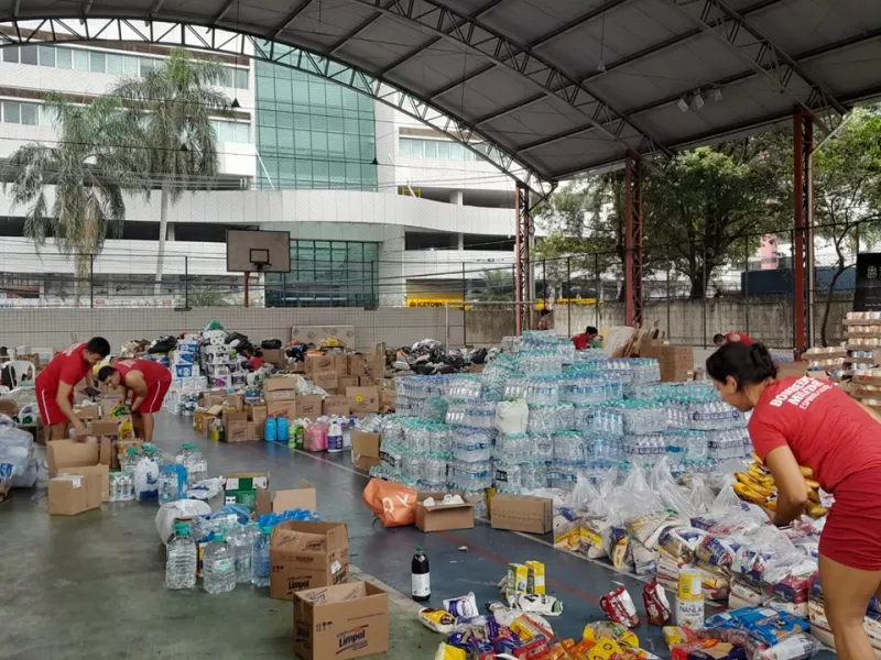 Governo do Estado: Programa ES Solidário distribui mais de 70 mil doações aos municípios afetados pelas chuvas no sul