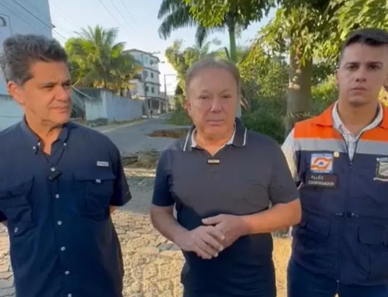 Prefeitura de Colatina divulga medidas já tomadas em relação ao desmoronamento no bairro Vista da Serra. Laudo oficial ainda será divulgado