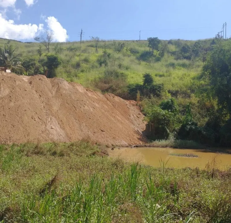 Aterro irregular é constatado em São Dalmácio, São Roque do Canaã
