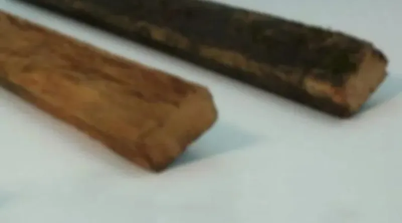 Homem é atacado com pedaço de madeira e sofre ferimentos na cabeça em frente a hospital de Colatina