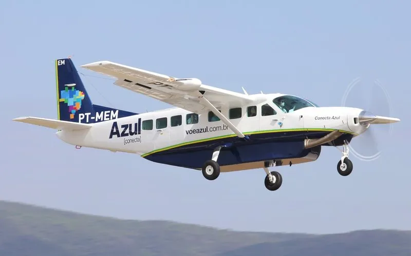 Azul vai retomar voos entre Linhares e Confins, diz Casagrande
