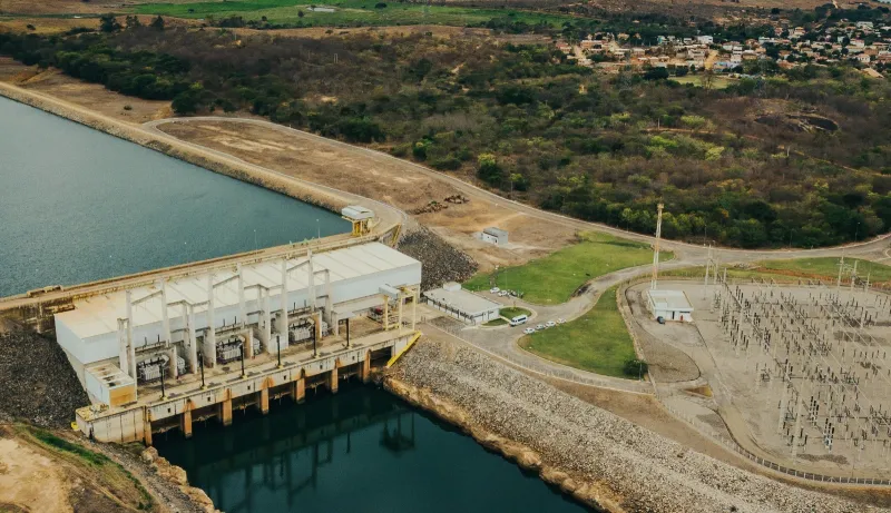 Trânsito na barragem da Usina de Aimorés está interditado até 14 de novembro para manutenção preventiva