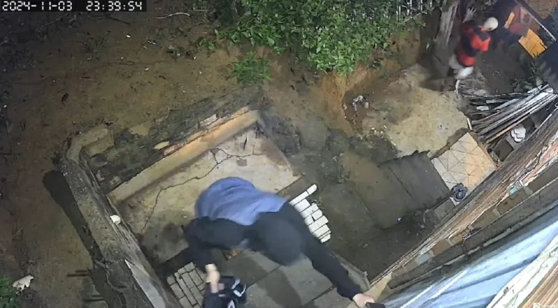 Vídeo: invasão de domicílio para cobrança de dívidas de drogas acaba em prisão, em Colatina