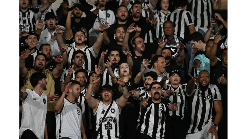 Torcedores de Colatina se preparam para viagem a Buenos Aires para a Final da Libertadores