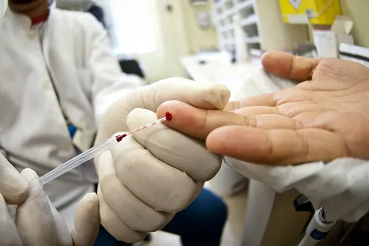 Espírito Santo registra 913 casos de HIV em 2024 e reforça ações de prevenção e tratamento