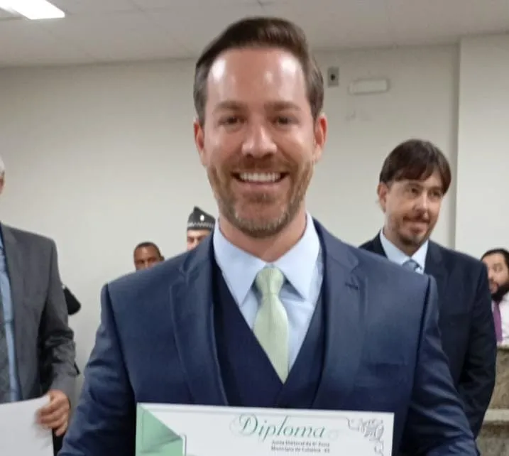 Renzo Vasconcelos é diplomado prefeito de Colatina