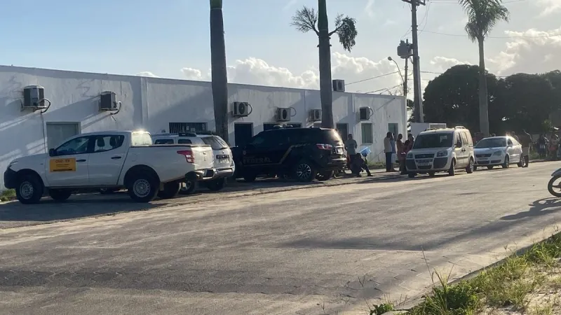 Polícia Federal cumpre mandados em São Mateus e investiga desvio de mais de R$ 5 milhões