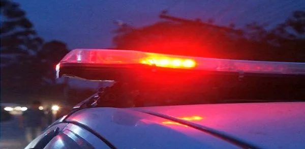 Mulher é presa após tentar esfaquear o marido em praça pública em Colatina