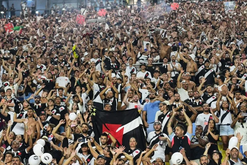 Venda de ingressos para ver o Vasco no Kleber Andrade já está valendo