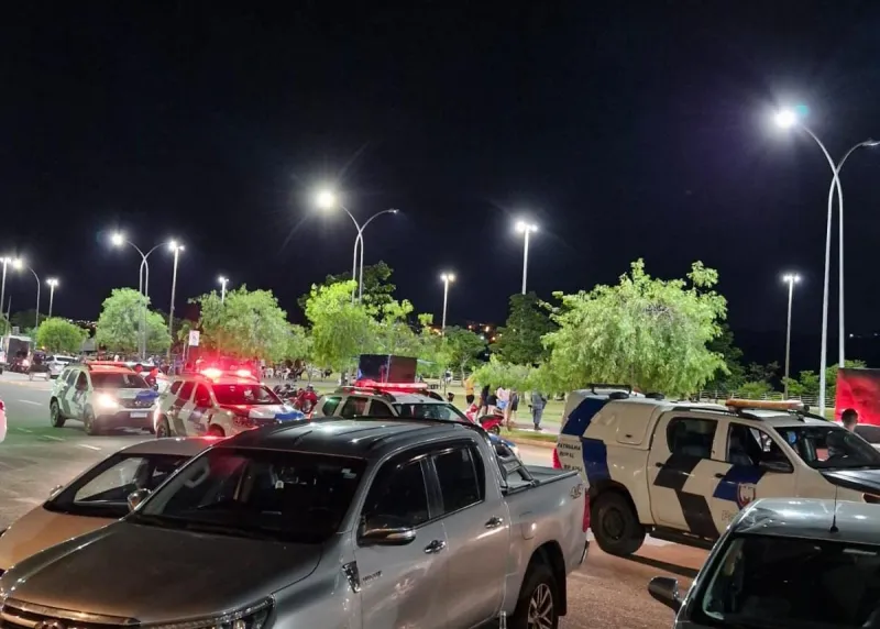 Confusão na Avenida Beira Rio termina com agressão e prisão. Frequentadores e empresários dizem que segurança tem que melhorar