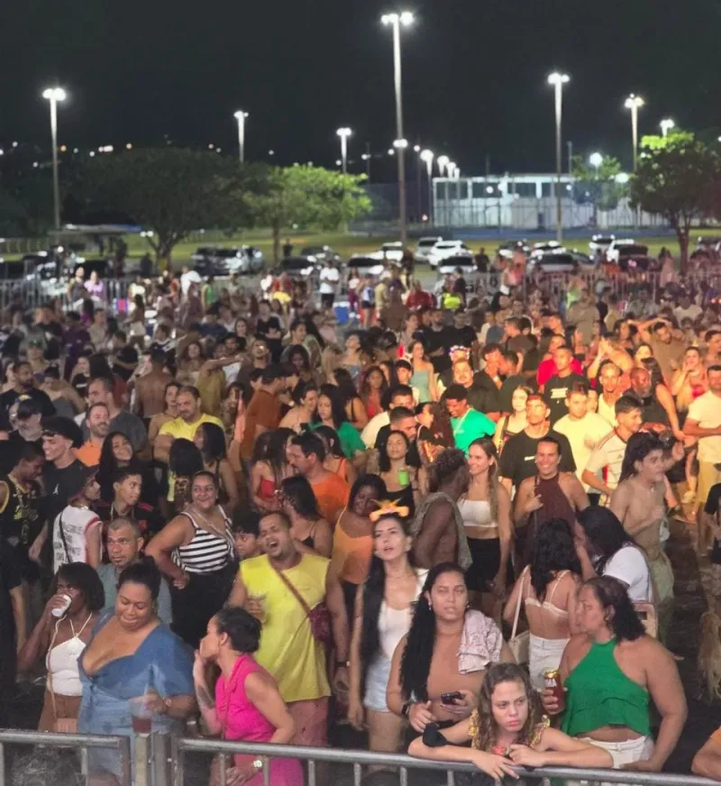 Carnaval de Colatina tem segunda noite agitada na Área Verde