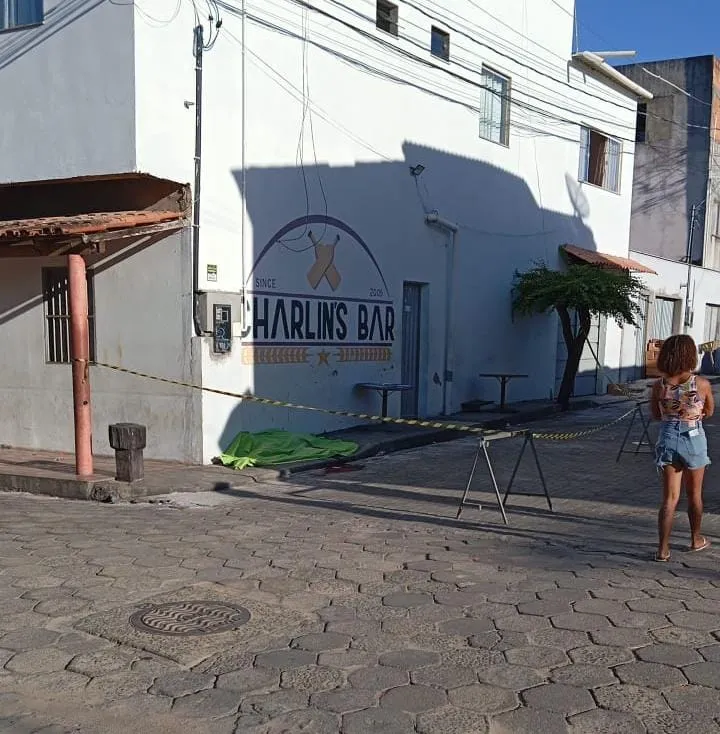 Adolescente de 15 anos é executado a tiros em área dominada por facção criminosa em Pinheiros
