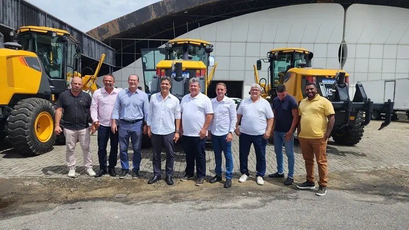 Governo do Espírito Santo entrega R$ 13,7 milhões em máquinas e equipamentos. Colatina e oito municípios do Norte/Noroeste são beneficiados