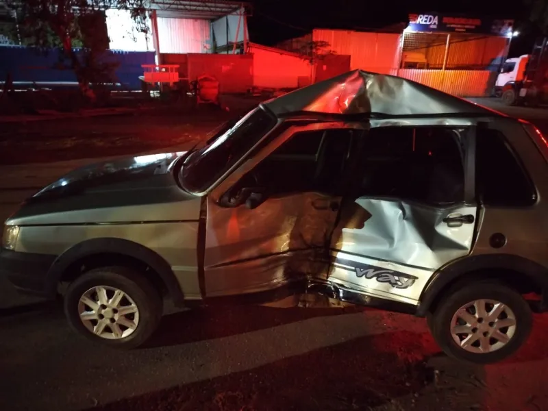 Quatro pessoas ficam feridas em grave acidente na BR-259, em frente a restaurante, em Colatina