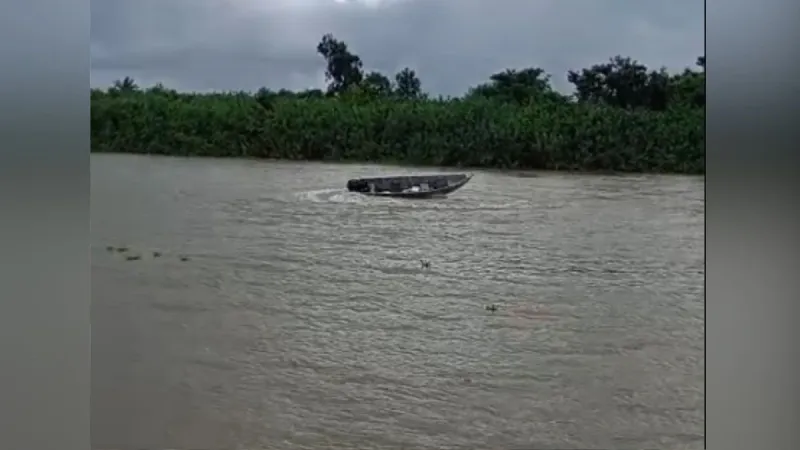 Homem morre após cair de barco desgovernado no Rio Mariricu, em São Mateus