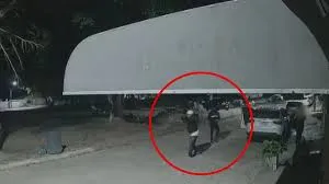 Influenciador digital é baleado e vive momentos de terror com a namorada durante assalto em Jaguaré