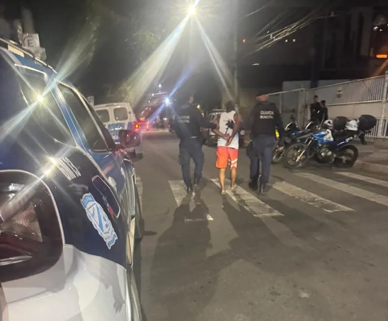 Motorista embriagado atropela adolescente e tenta fugir no Centro de Colatina