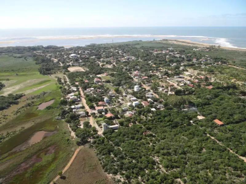 Homem é executado a tiros em plena luz do dia no balneário de Linhares