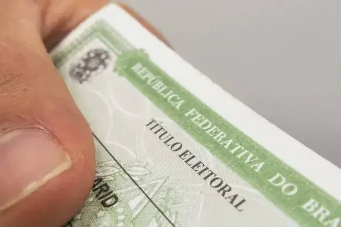 Atenção cidades do Norte/Noroeste: termina hoje prazo para regularizar título de eleitor e evitar cancelamento do documento