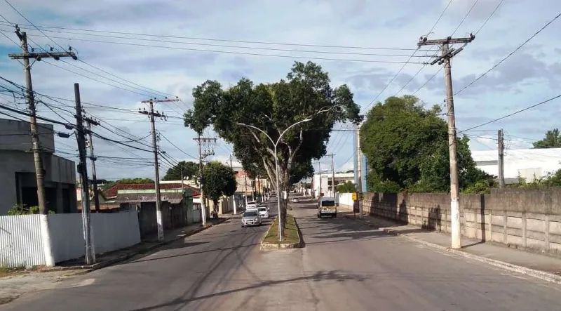 Homem é morto com facada no peito após desentendimento no bairro Aviso, em Linhares