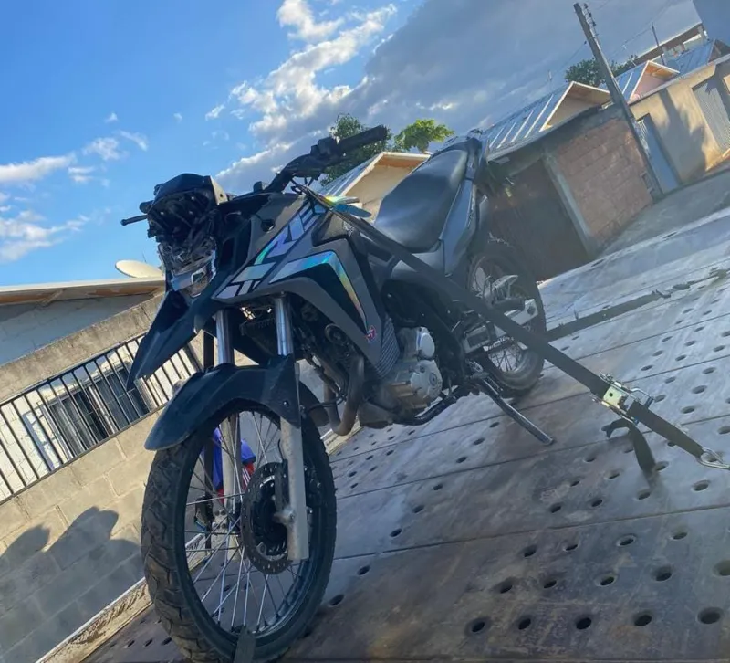 Homem compra moto por R$ 25 mil anunciado no Facebook em Colatina e descobre que veículo era clonado