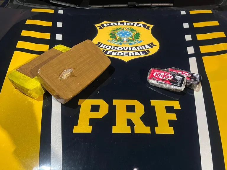 PRF apreende crack e haxixe em abordagem na BR-259, que liga João Neiva a Colatina