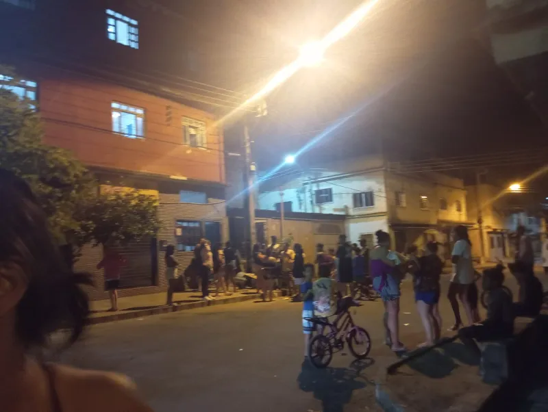 Confusão em Colatina: homem é acusado de importunar duas crianças e se esconde em casa