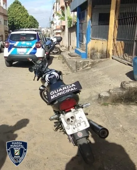 Guarda Civil Municipal apreende motocicleta com placa adulterada em Colatina