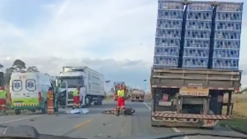 Motociclista morre em colisão na BR-101, em Linhares